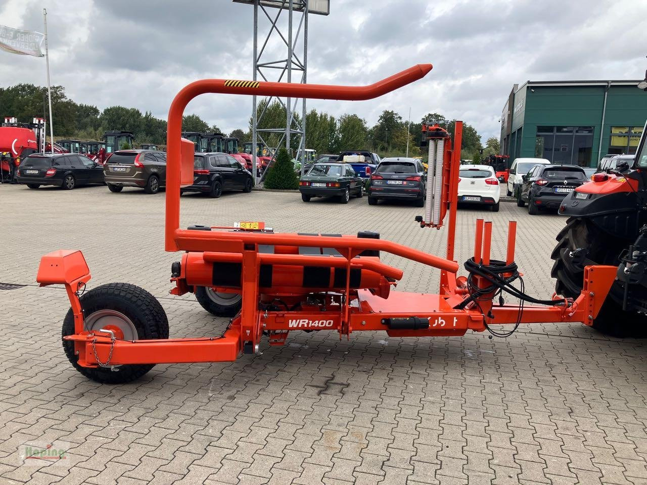 Kubota WR1400 - Rundballepakker: bilde 4 Kubota WR1400 - Rundballepakker: bilde 4