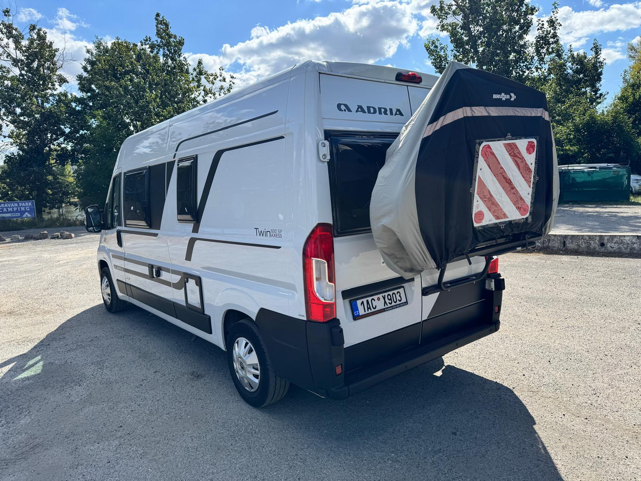 ADRIA Twin 600 SP - Bybobil: bilde 4 ADRIA Twin 600 SP - Bybobil: bilde 4