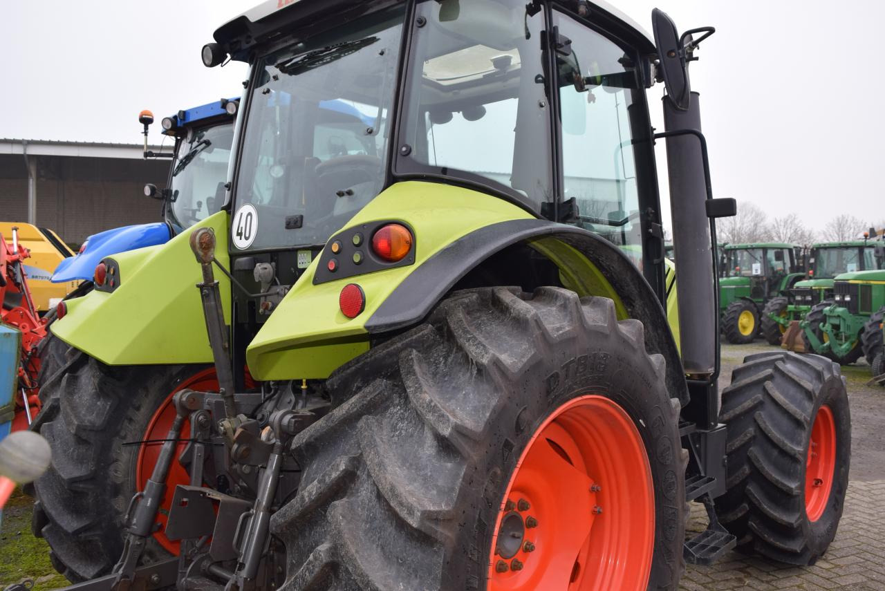 CLAAS Arion 420 CIS - Traktor: bilde 3 CLAAS Arion 420 CIS - Traktor: bilde 3