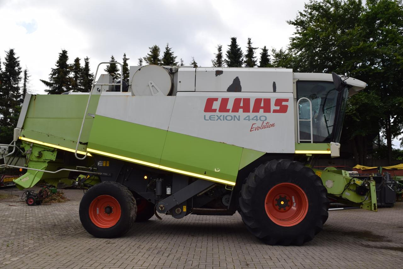 CLAAS Lexion 440 Evolution - Skurtresker: bilde 1 CLAAS Lexion 440 Evolution - Skurtresker: bilde 1
