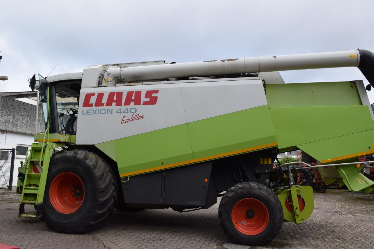 CLAAS Lexion 440 Evolution - Skurtresker: bilde 2 CLAAS Lexion 440 Evolution - Skurtresker: bilde 2