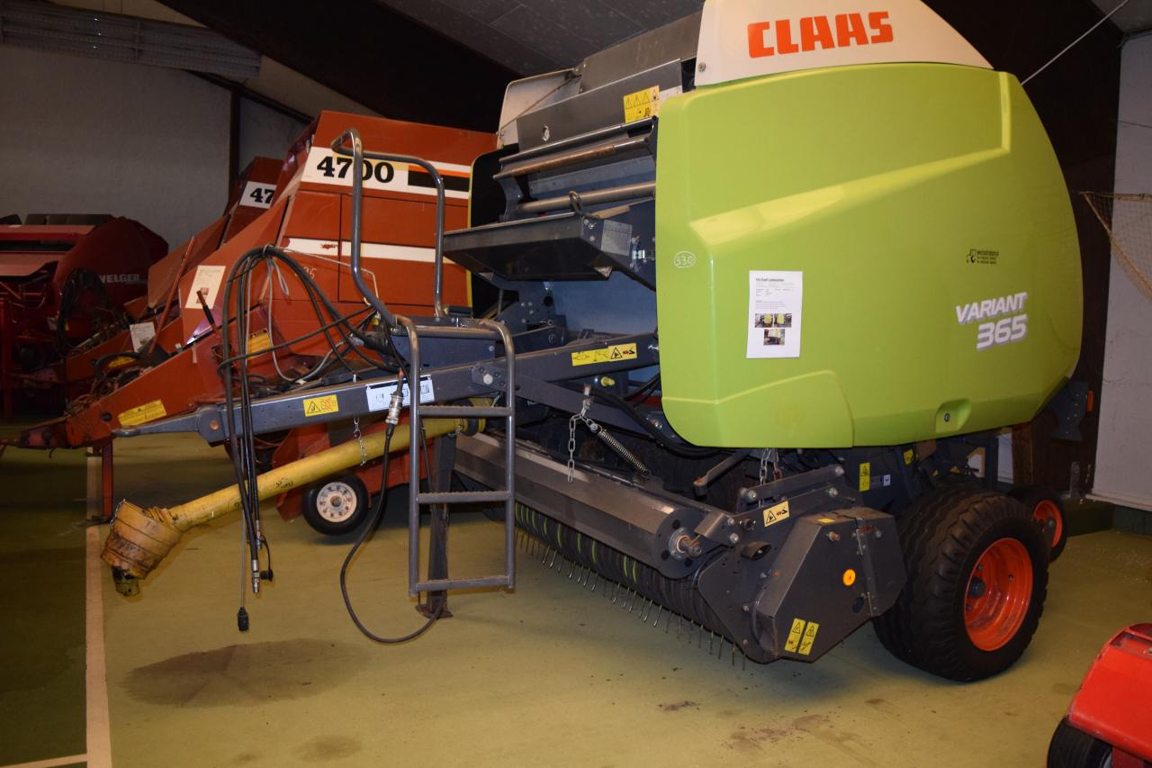 CLAAS Variant 365 RC - Rundballepresse: bilde 1 CLAAS Variant 365 RC - Rundballepresse: bilde 1
