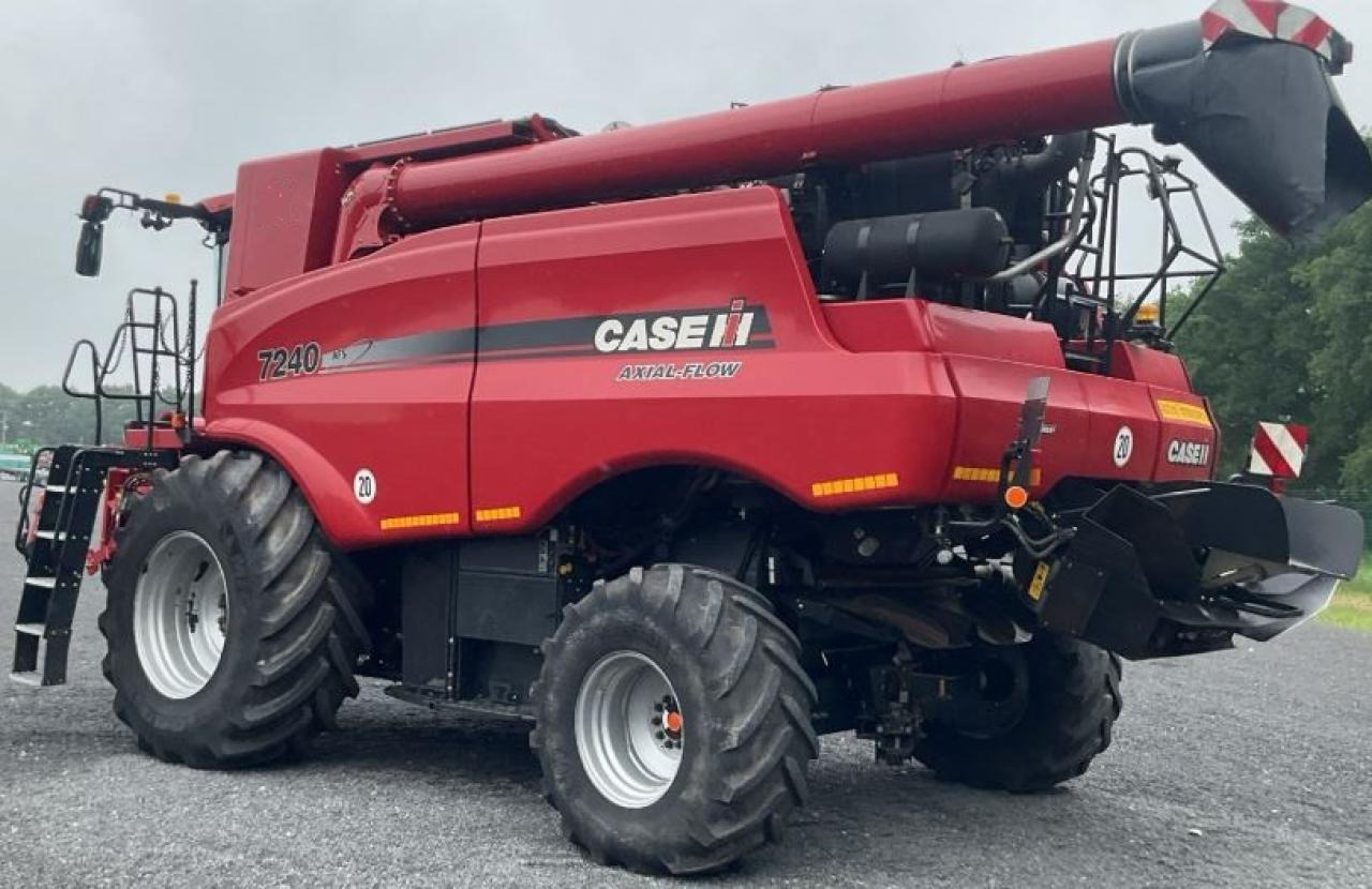 Case-IH 7240 Axial Flow - Skurtresker: bilde 1 Case-IH 7240 Axial Flow - Skurtresker: bilde 1