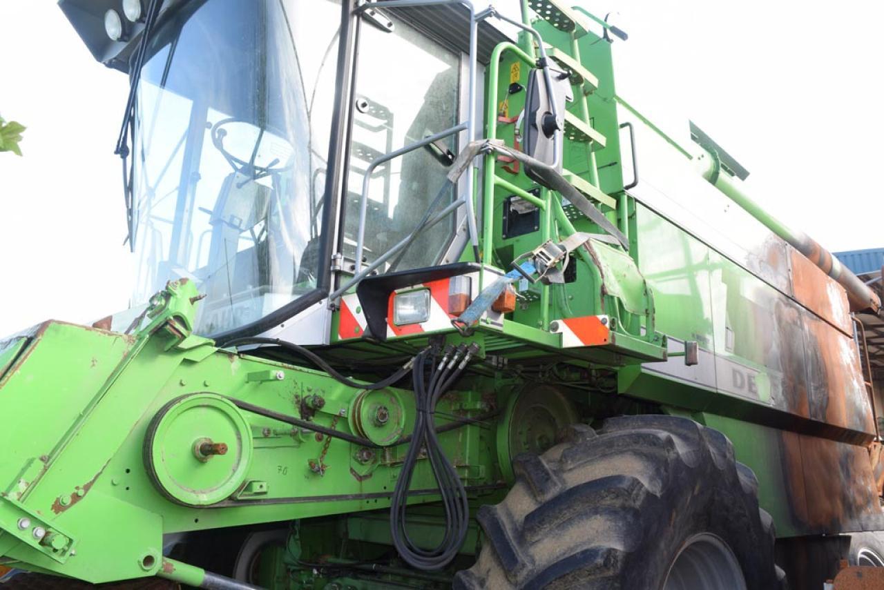 Deutz-Fahr 4075 - Brandschaden - Skurtresker: bilde 2 Deutz-Fahr 4075 - Brandschaden - Skurtresker: bilde 2