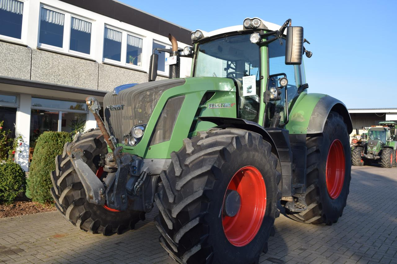 Fendt 826 Vario SCR - Traktor: bilde 1 Fendt 826 Vario SCR - Traktor: bilde 1