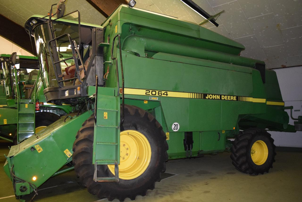 John Deere 2064 - Skurtresker: bilde 4 John Deere 2064 - Skurtresker: bilde 4