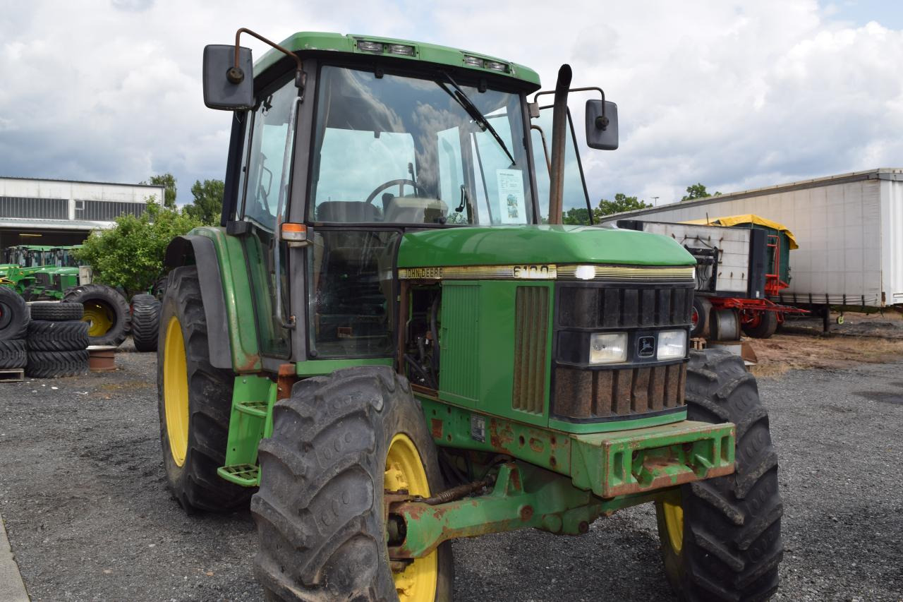 John Deere 6100 - Traktor: bilde 4 John Deere 6100 - Traktor: bilde 4