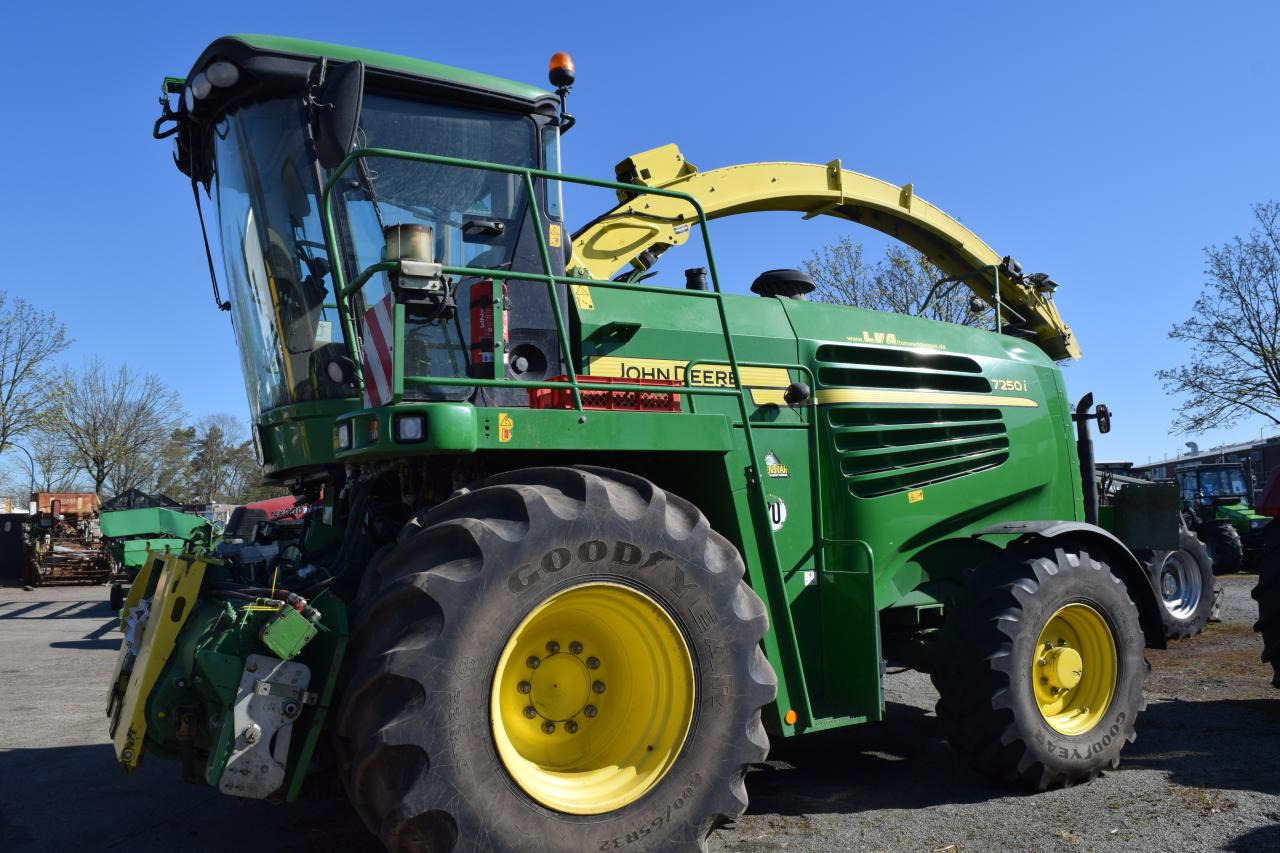 John Deere 7250 i - Forhøster: bilde 1 John Deere 7250 i - Forhøster: bilde 1