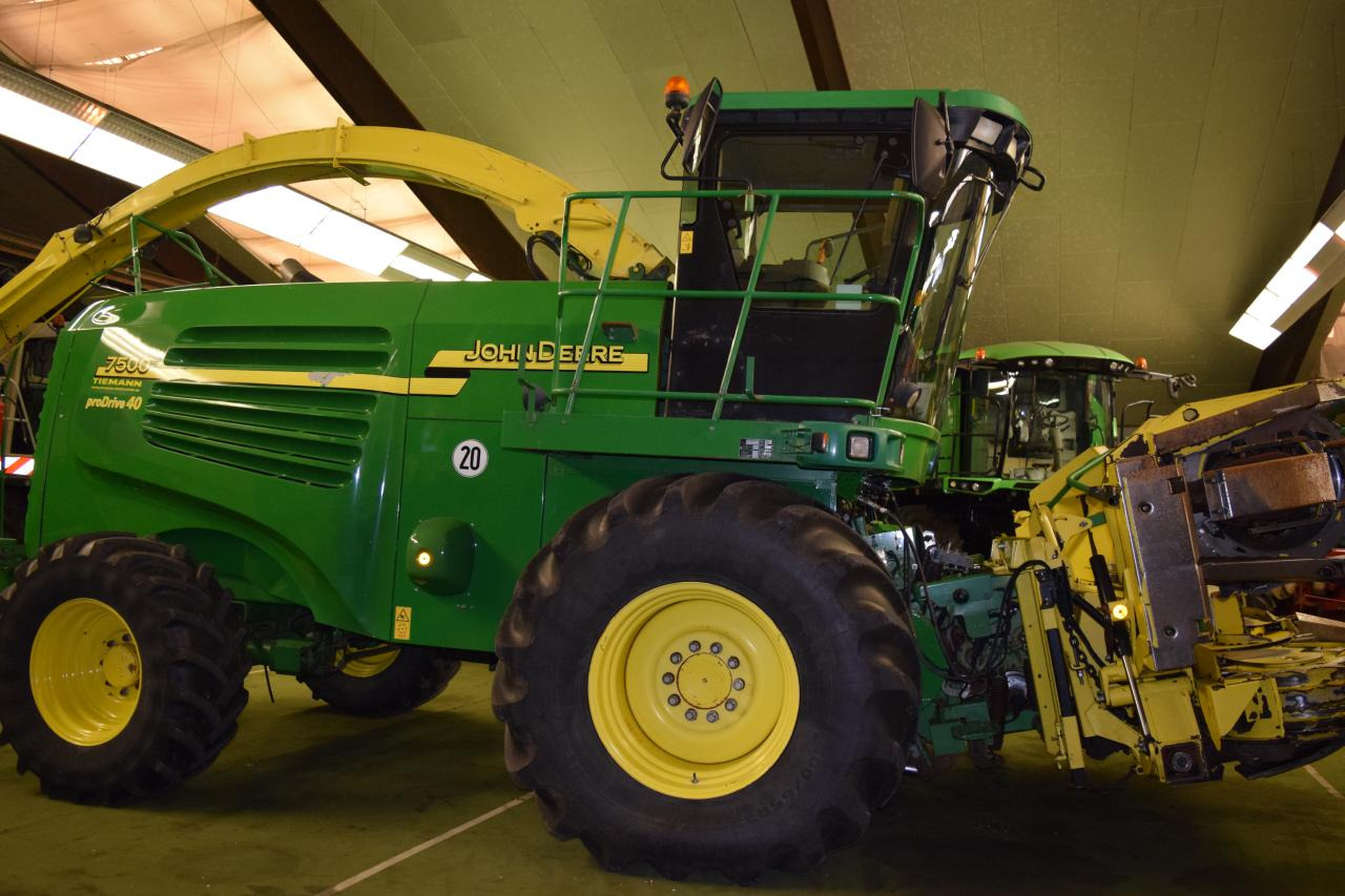 John Deere 7400 - Forhøster: bilde 2 John Deere 7400 - Forhøster: bilde 2