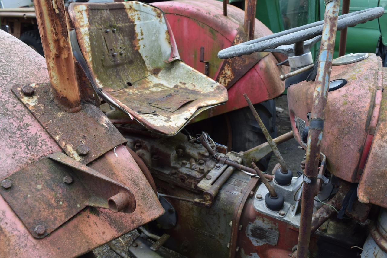 Massey Ferguson MF 35 - Traktor: bilde 4 Massey Ferguson MF 35 - Traktor: bilde 4