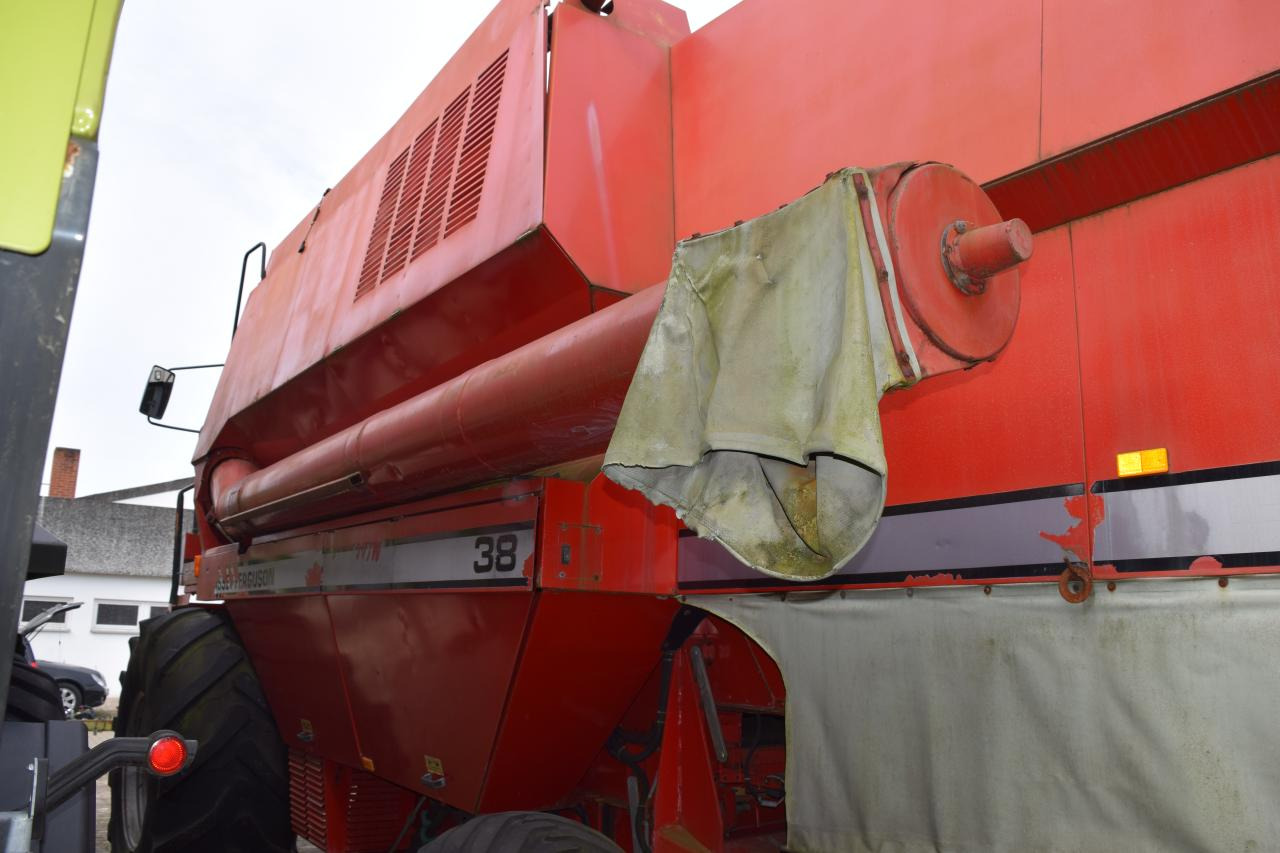 Massey Ferguson MF 38 - Skurtresker: bilde 5 Massey Ferguson MF 38 - Skurtresker: bilde 5