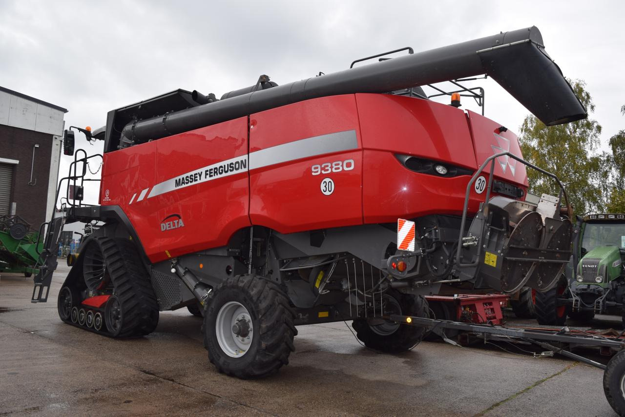 Massey Ferguson MF 9380 Delta - Skurtresker: bilde 4 Massey Ferguson MF 9380 Delta - Skurtresker: bilde 4