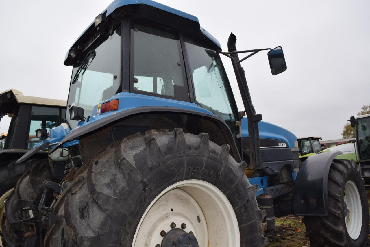 New Holland 8670 TA - Traktor: bilde 4 New Holland 8670 TA - Traktor: bilde 4