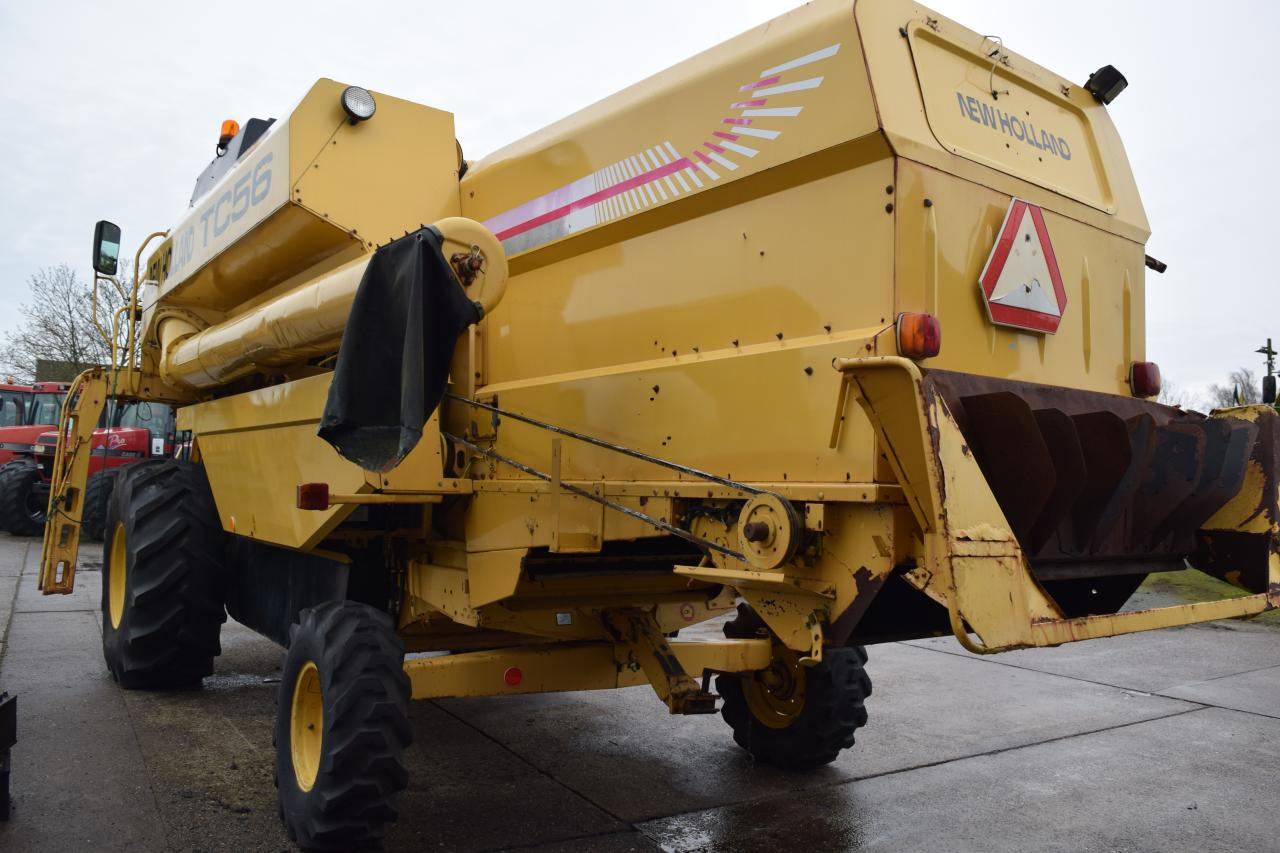New Holland TC 56 - Skurtresker: bilde 5 New Holland TC 56 - Skurtresker: bilde 5