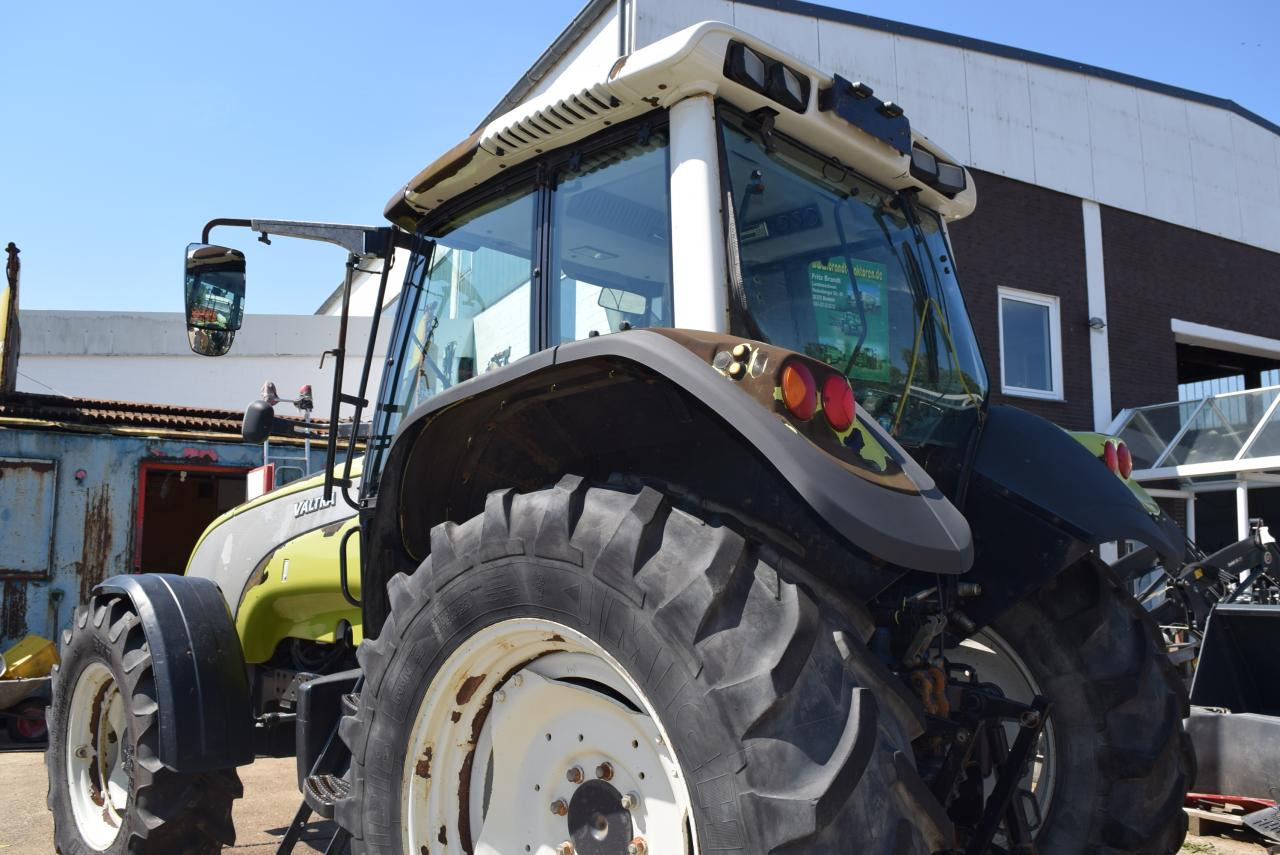 Valtra T120 - Traktor: bilde 5 Valtra T120 - Traktor: bilde 5