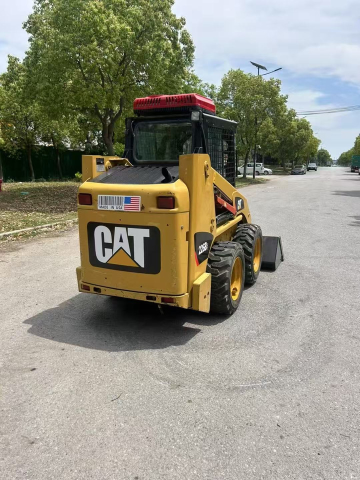 CATERPILLAR 226B-3 - Kompaktlaster: bilde 4 CATERPILLAR 226B-3 - Kompaktlaster: bilde 4