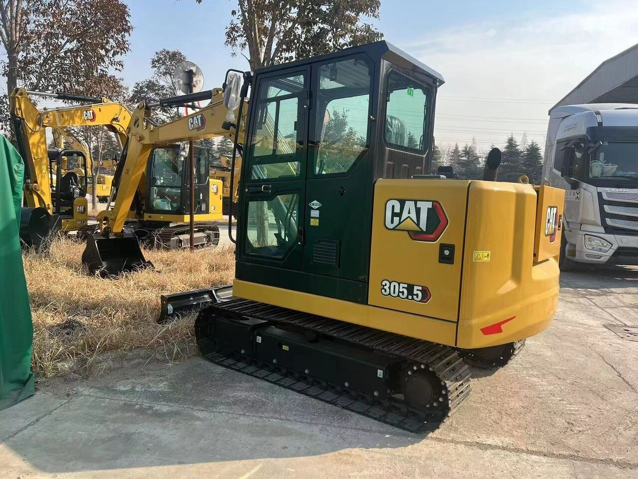 Caterpillar 305.5 Brand New - Minigraver: bilde 1 Caterpillar 305.5 Brand New - Minigraver: bilde 1