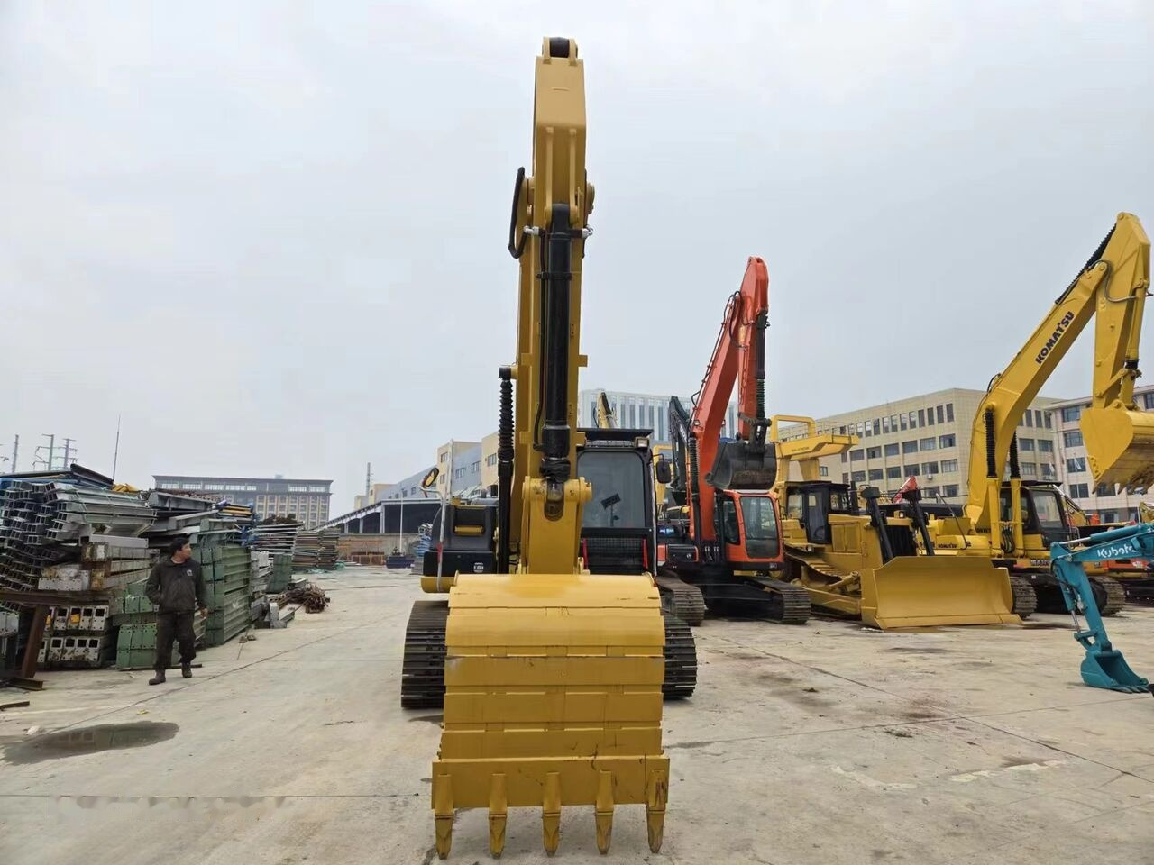 Caterpillar 320D2 - Beltegraver: bilde 4 Caterpillar 320D2 - Beltegraver: bilde 4