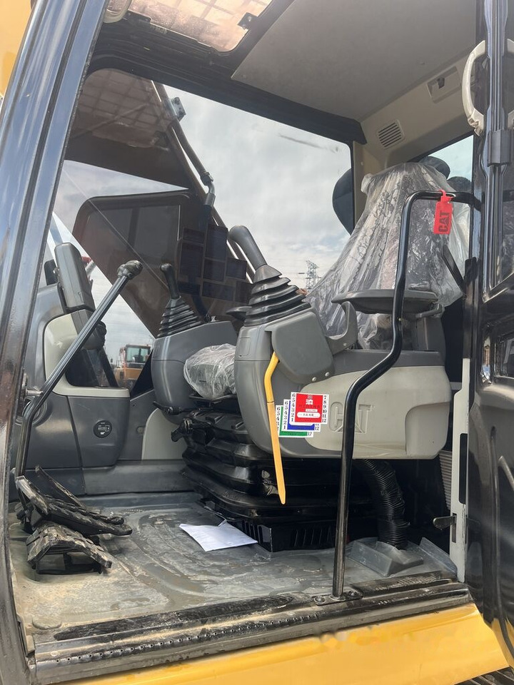 Caterpillar 323D2L - Beltegraver: bilde 2 Caterpillar 323D2L - Beltegraver: bilde 2
