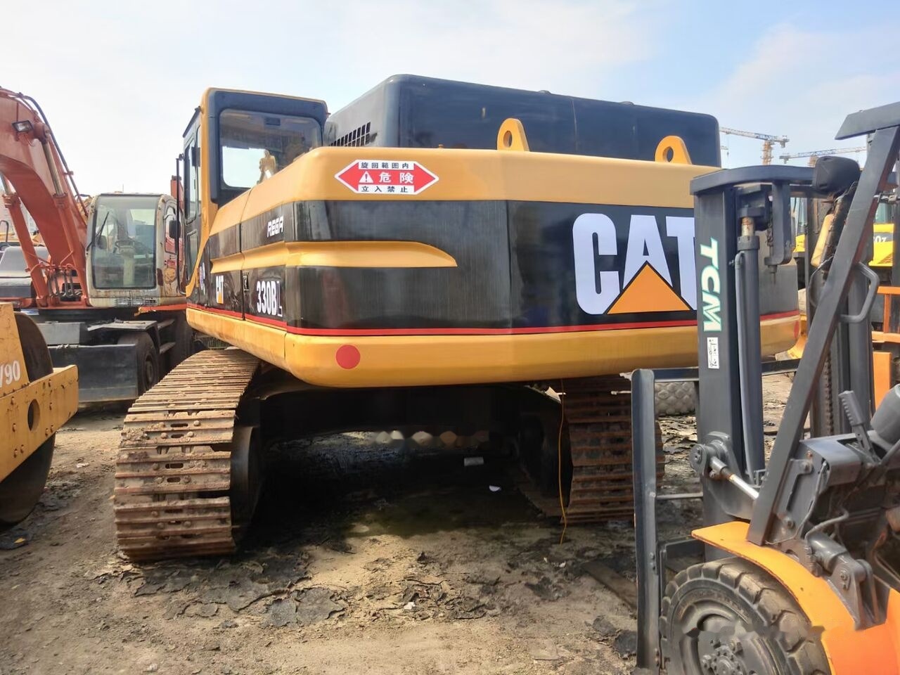 Caterpillar 330BL - Beltegraver: bilde 1 Caterpillar 330BL - Beltegraver: bilde 1