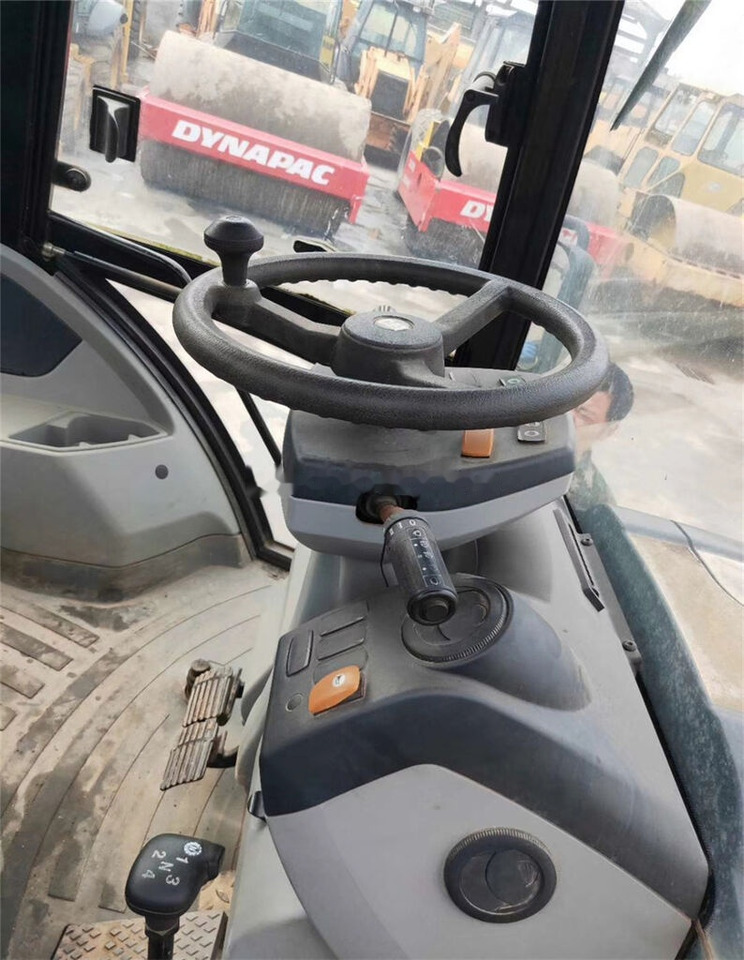 Caterpillar 416E - Traktorgraver: bilde 1 Caterpillar 416E - Traktorgraver: bilde 1