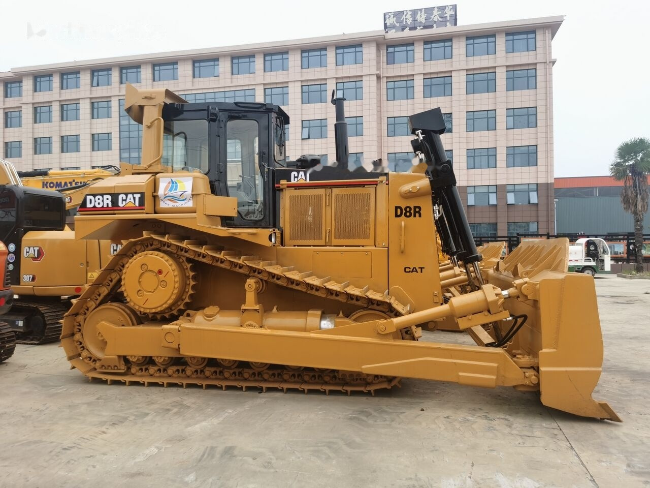 Caterpillar D8R - Bulldozer: bilde 1 Caterpillar D8R - Bulldozer: bilde 1