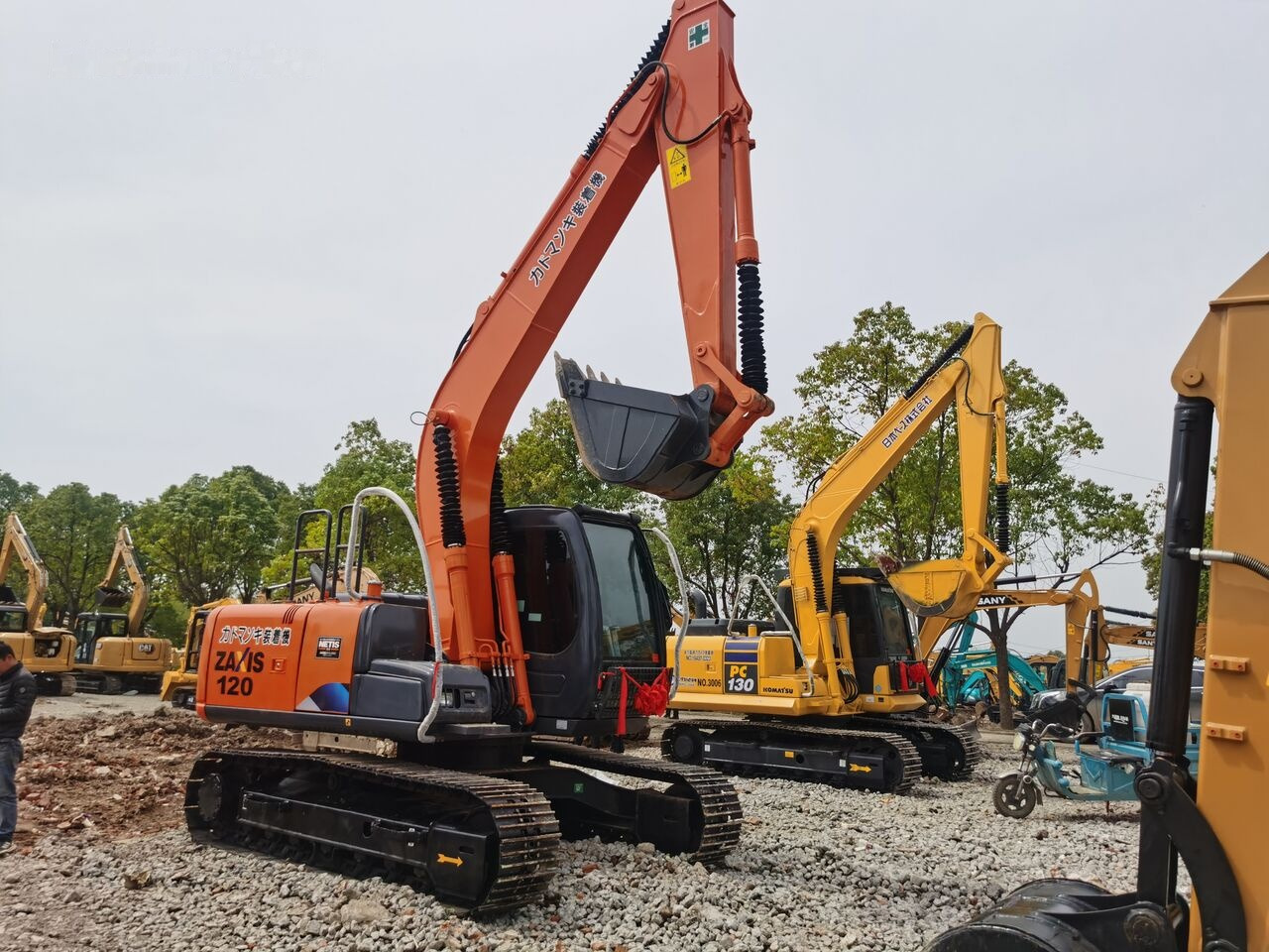 Hitachi ZX120 - Beltegraver: bilde 3 Hitachi ZX120 - Beltegraver: bilde 3
