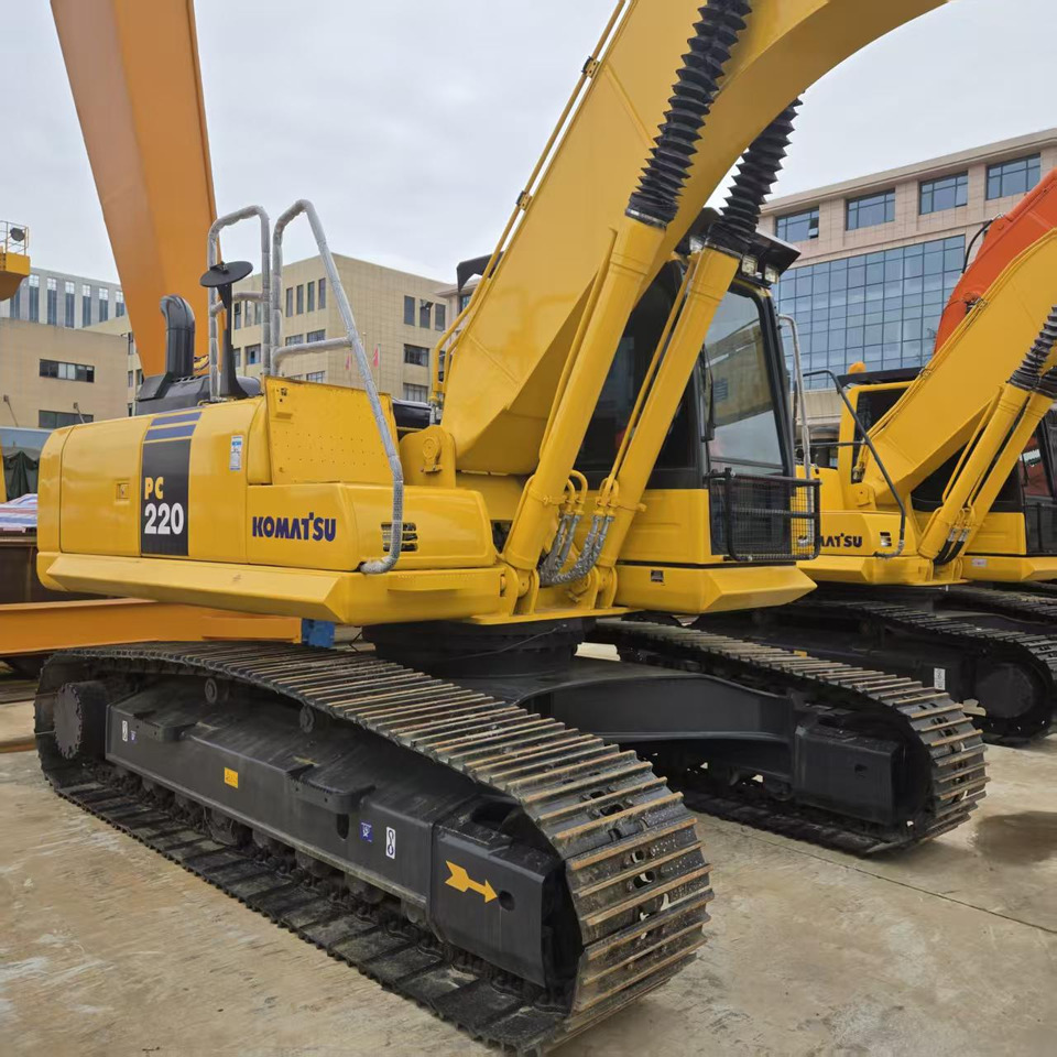 Komatsu PC220-8 - Beltegraver: bilde 5 Komatsu PC220-8 - Beltegraver: bilde 5