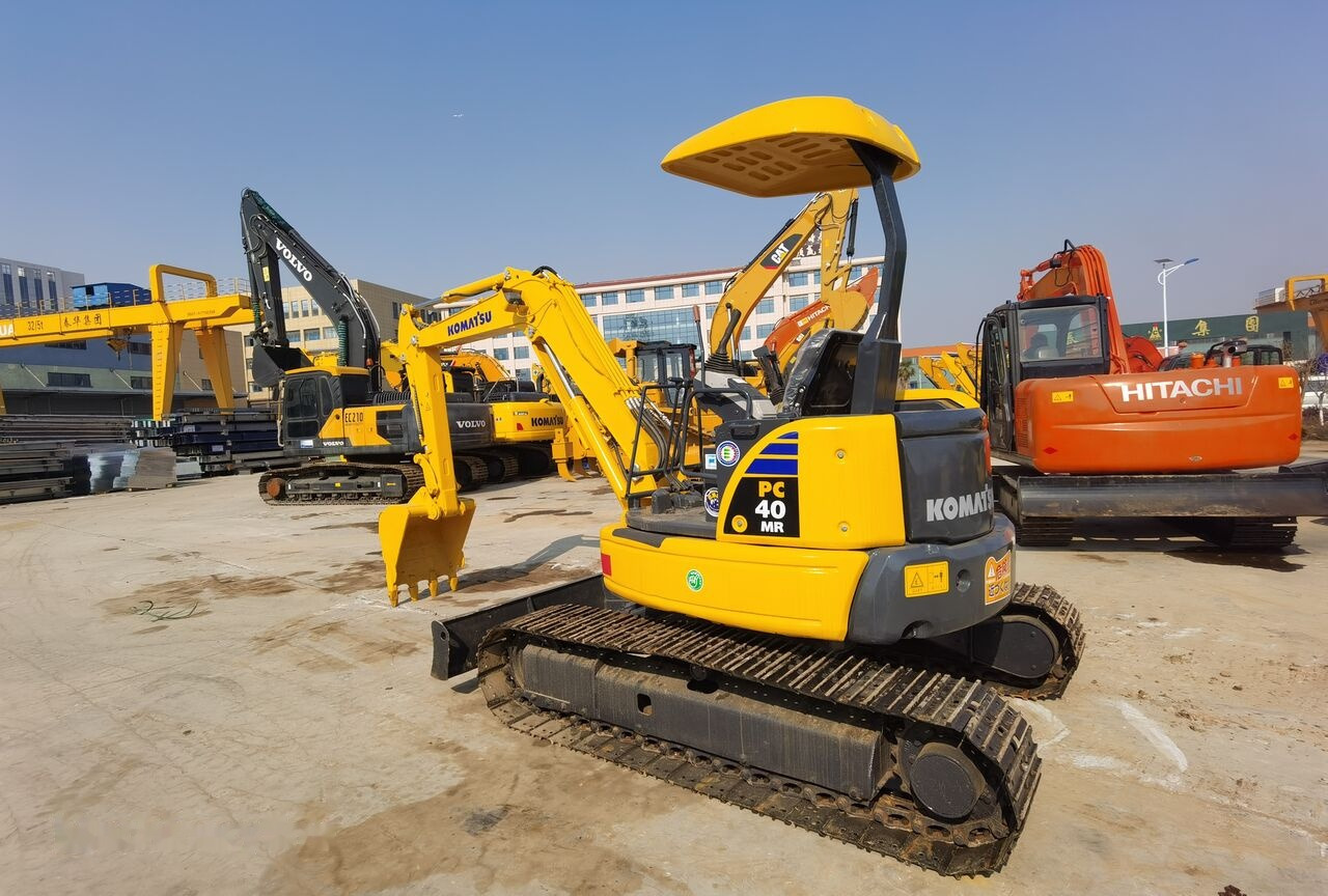 Komatsu PC40MR - Minigraver: bilde 1 Komatsu PC40MR - Minigraver: bilde 1