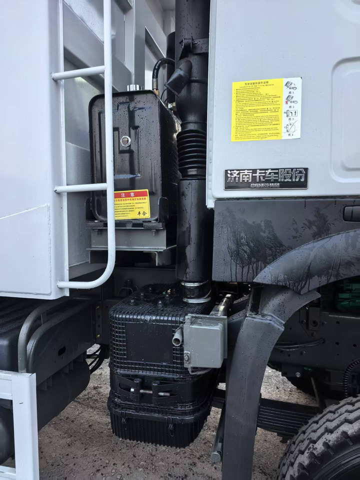 SINOTRUK HOWO 6x4 - Tippbil: bilde 5 SINOTRUK HOWO 6x4 - Tippbil: bilde 5