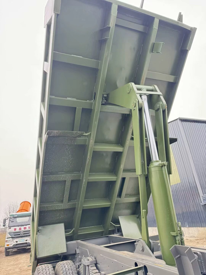 SINOTRUK HOWO 6x4 - Tippbil: bilde 5 SINOTRUK HOWO 6x4 - Tippbil: bilde 5