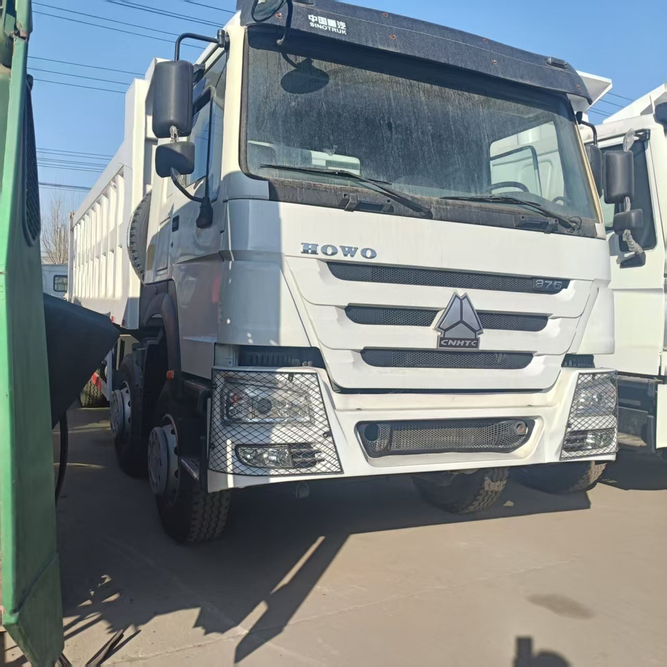 SINOTRUK HOWO 8x4 - Tippbil: bilde 1 SINOTRUK HOWO 8x4 - Tippbil: bilde 1