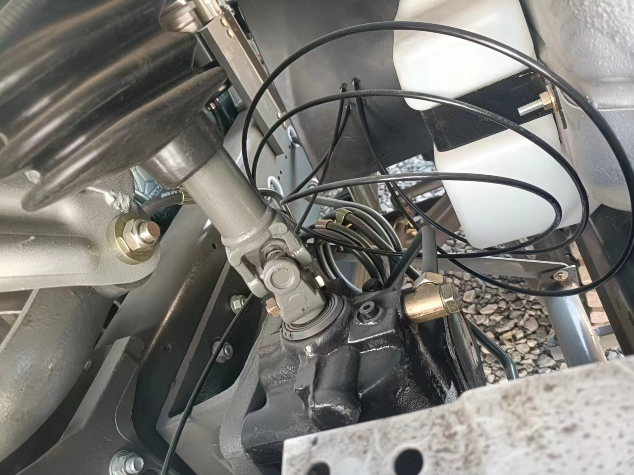 SINOTRUK HOWO - Tippbil: bilde 3 SINOTRUK HOWO - Tippbil: bilde 3
