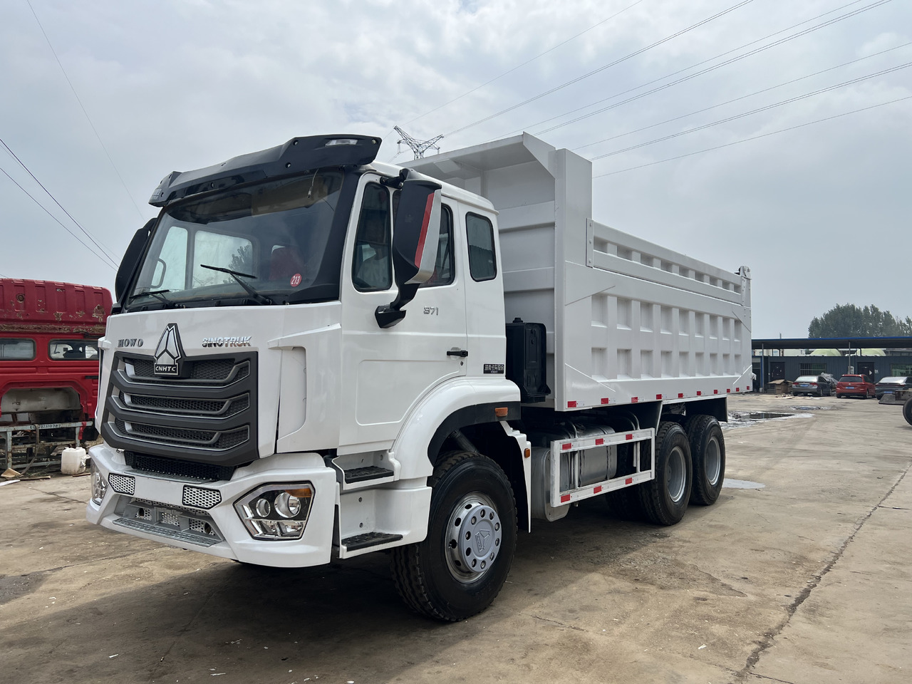 SINOTRUK HOWO - Tippbil: bilde 2 SINOTRUK HOWO - Tippbil: bilde 2