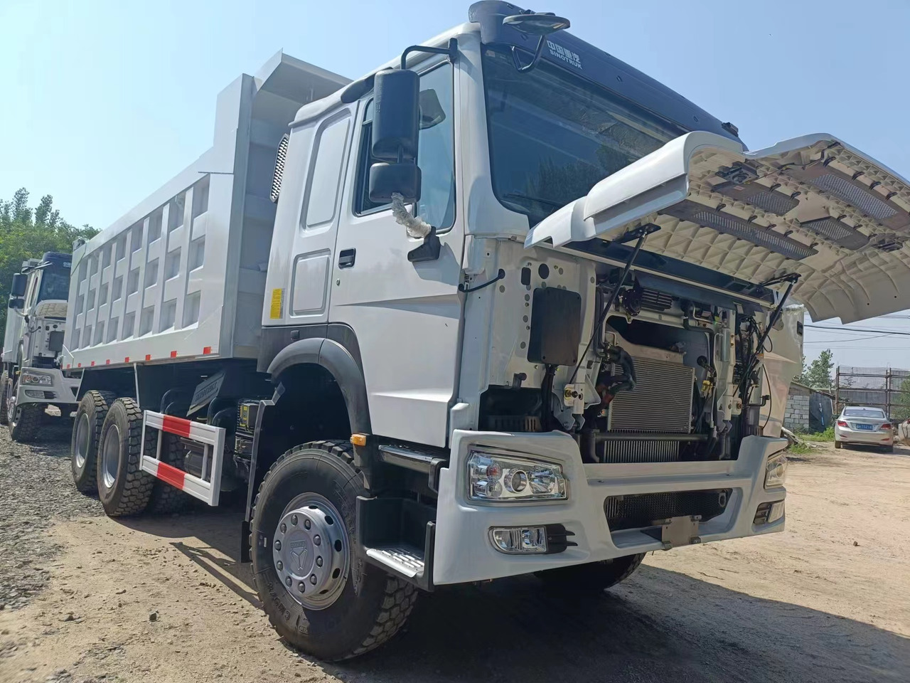 SINOTRUK HOWO - Tippbil: bilde 2 SINOTRUK HOWO - Tippbil: bilde 2