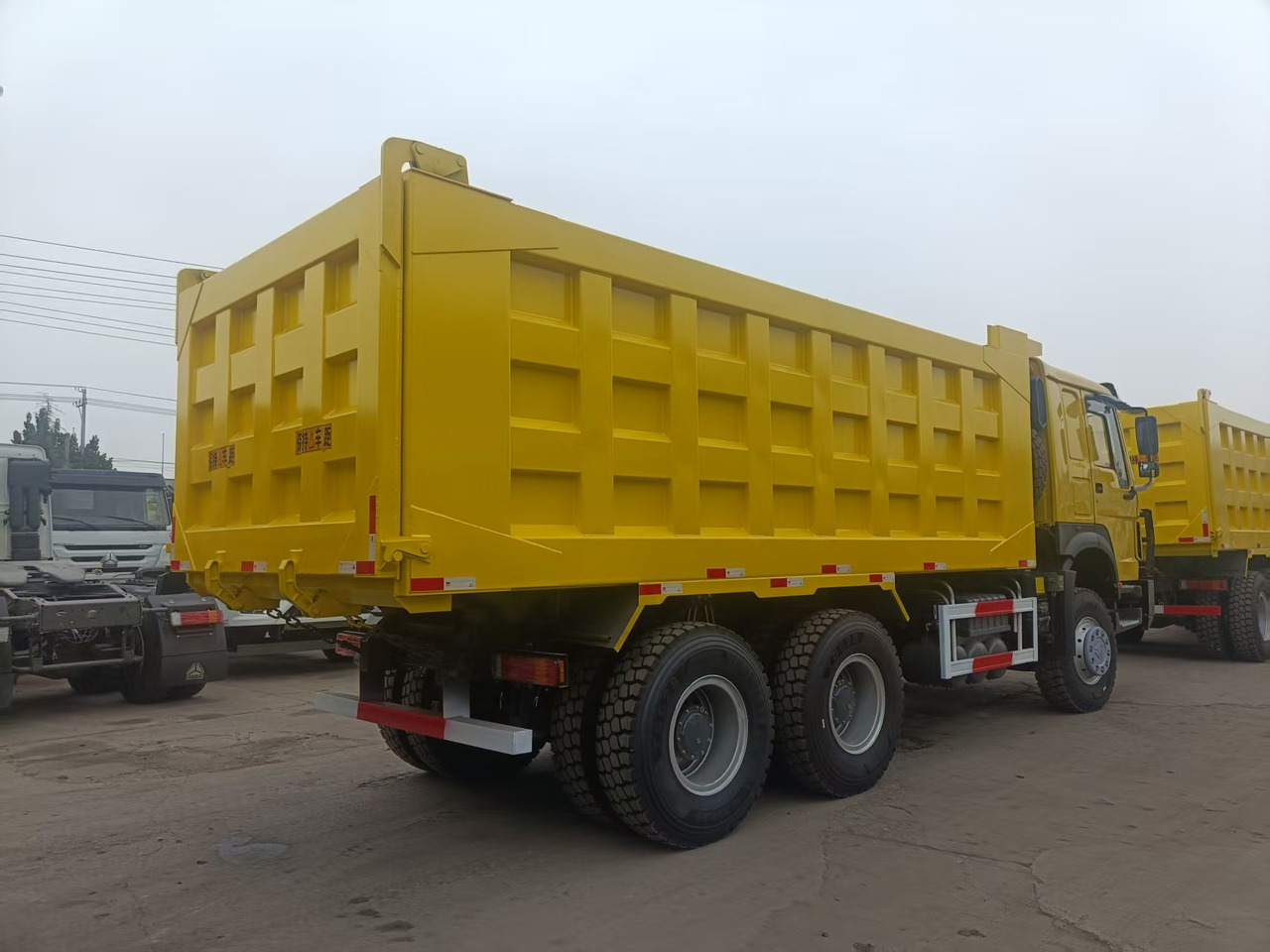 SINOTRUK HOWO - Tippbil: bilde 3 SINOTRUK HOWO - Tippbil: bilde 3