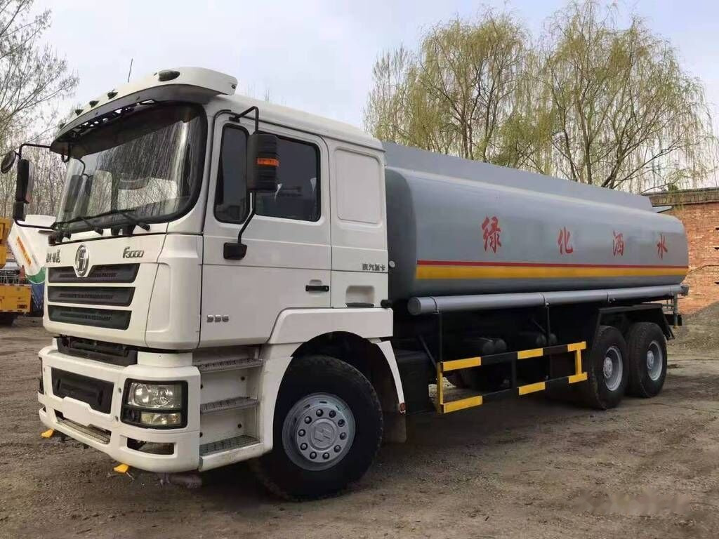 Shacman F3000 - Tankbil: bilde 4 Shacman F3000 - Tankbil: bilde 4