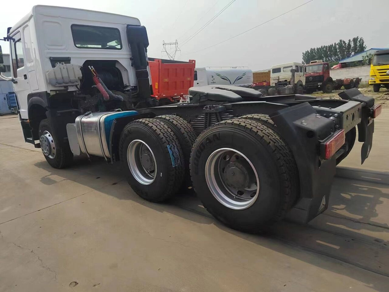 Sinotruk Howo 420 - Trekkvogn: bilde 5 Sinotruk Howo 420 - Trekkvogn: bilde 5