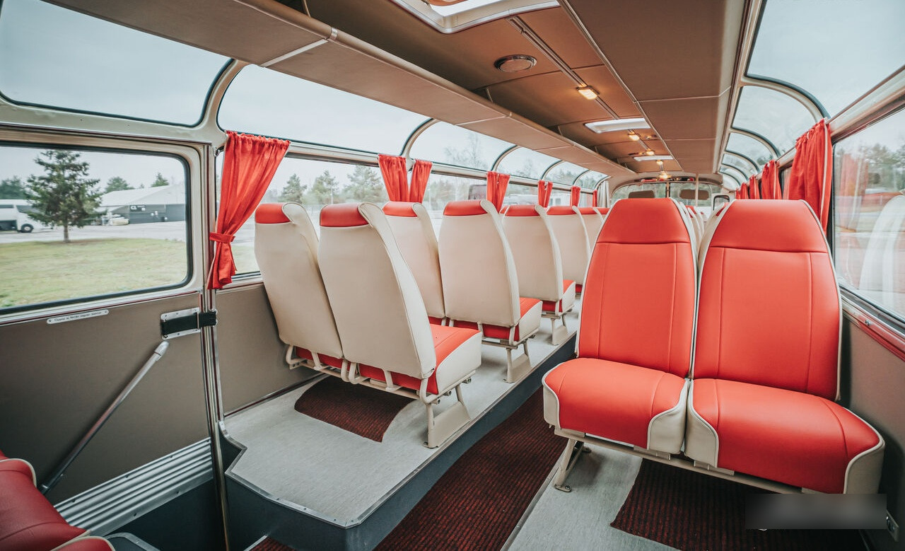 Mercedes-Benz 0321 HL - Forstadsbus: bilde 3 Mercedes-Benz 0321 HL - Forstadsbus: bilde 3