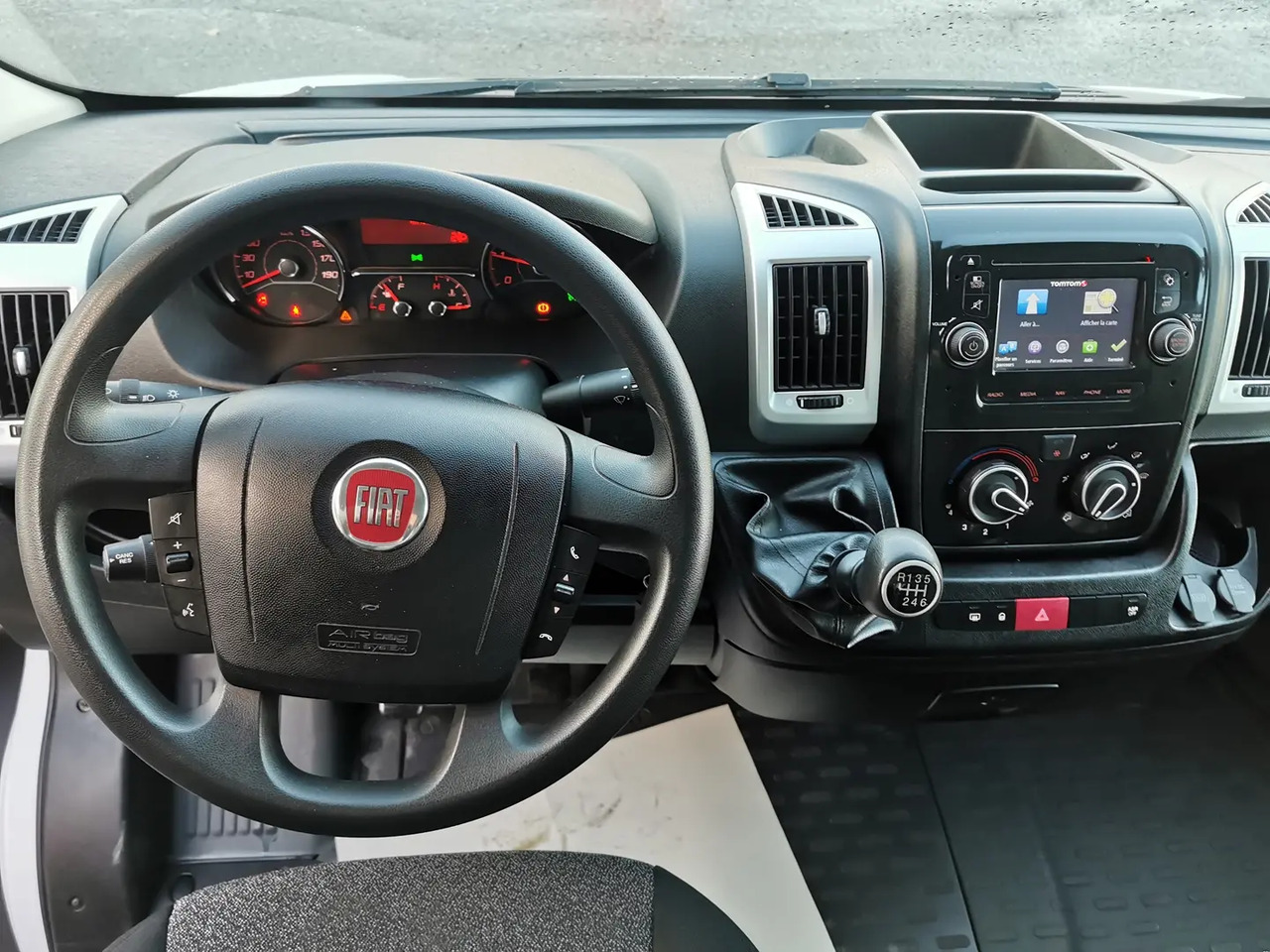 Fiat Ducato 3.5 MAXI L 2.3 MULTIJET 160CH ACIER PACK PRO NAV + COFFRE JPM E6D - Annet utstyr: bilde 3 Fiat Ducato 3.5 MAXI L 2.3 MULTIJET 160CH ACIER PACK PRO NAV + COFFRE JPM E6D - Annet utstyr: bilde 3