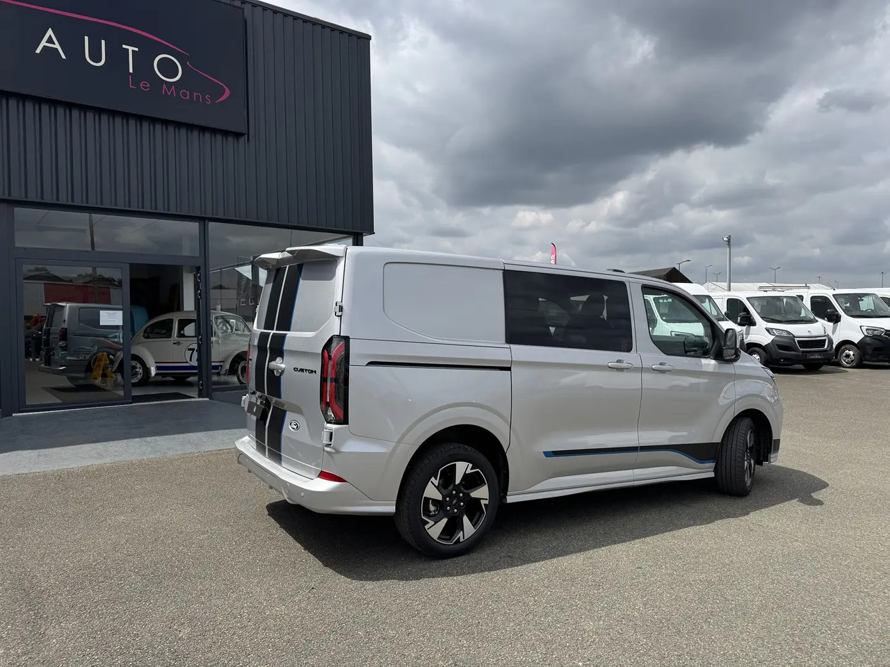 Ford Transit Custom 320 L1H1 2.0 ECOBLUE 170CH CABINE APPROFONDIE SPORT BVA8 - Annet utstyr: bilde 5 Ford Transit Custom 320 L1H1 2.0 ECOBLUE 170CH CABINE APPROFONDIE SPORT BVA8 - Annet utstyr: bilde 5