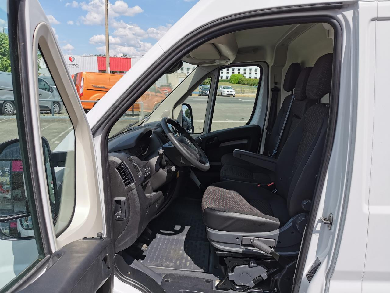 CITROEN Jumper 3.5t L2H2 2.2 HDi S&S - 140 III FOURGON TOLE Fourgon Tolé 35 L2H2 PHASE 3 - Kassebil: bilde 5 CITROEN Jumper 3.5t L2H2 2.2 HDi S&S - 140 III FOURGON TOLE Fourgon Tolé 35 L2H2 PHASE 3 - Kassebil: bilde 5