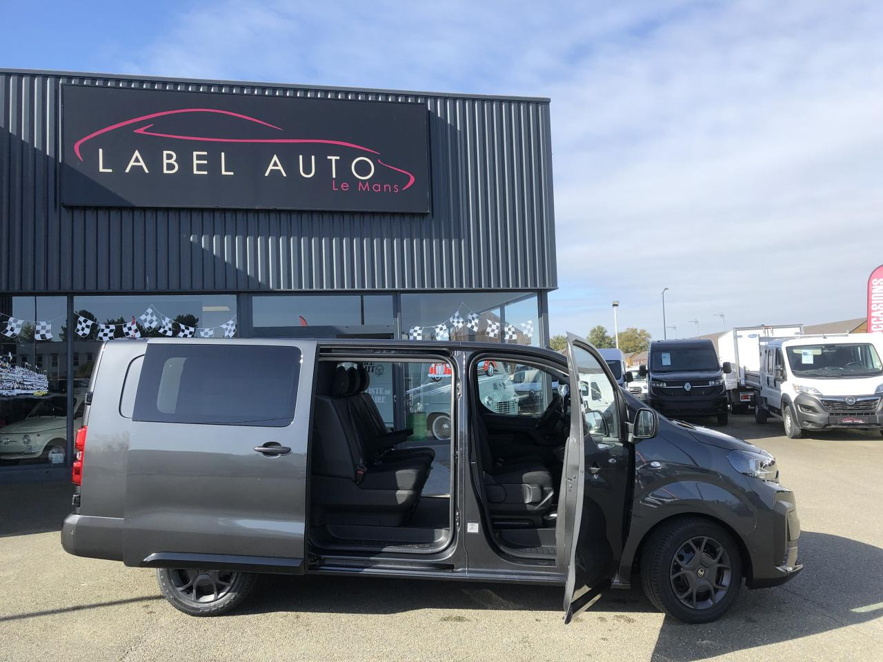 CITROEN Jumpy XL 2.0 BlueHDi - 180 S&S - BV EAT8 III CABINE APPROFONDIE Cabine approfondie Fixe PHASE 2 - Kassebil: bilde 3 CITROEN Jumpy XL 2.0 BlueHDi - 180 S&S - BV EAT8 III CABINE APPROFONDIE Cabine approfondie Fixe PHASE 2 - Kassebil: bilde 3