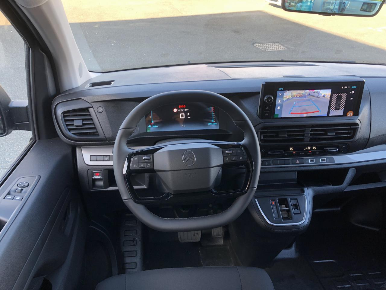 CITROEN Jumpy XL 2.0 BlueHDi - 180 S&S - BV EAT8 III CABINE APPROFONDIE Fixe PHASE 2 6 PLACES - Kassebil: bilde 5 CITROEN Jumpy XL 2.0 BlueHDi - 180 S&S - BV EAT8 III CABINE APPROFONDIE Fixe PHASE 2 6 PLACES - Kassebil: bilde 5