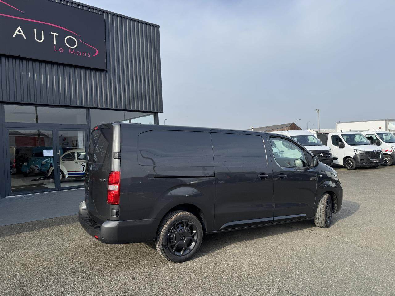 Citroen Jumpy 2 PLACES XL 2.0 BLUEHDI 180CH S&S PACK PREMIUM CONNECT EAT8 - Kassebil: bilde 5 Citroen Jumpy 2 PLACES XL 2.0 BLUEHDI 180CH S&S PACK PREMIUM CONNECT EAT8 - Kassebil: bilde 5