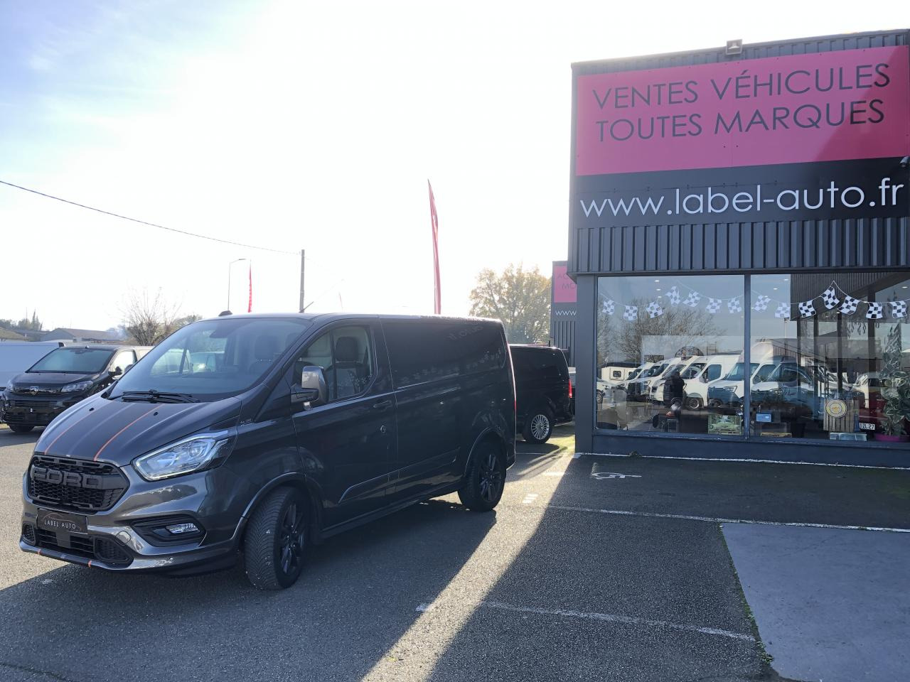 FORD Transit Custom 2.0 TDCi - 170 - BVA S&S TRANSIT CUSTOM FOURGON Fourgon 290 L1H1 Sport PHASE 2 - Kassebil: bilde 5 FORD Transit Custom 2.0 TDCi - 170 - BVA S&S TRANSIT CUSTOM FOURGON Fourgon 290 L1H1 Sport PHASE 2 - Kassebil: bilde 5