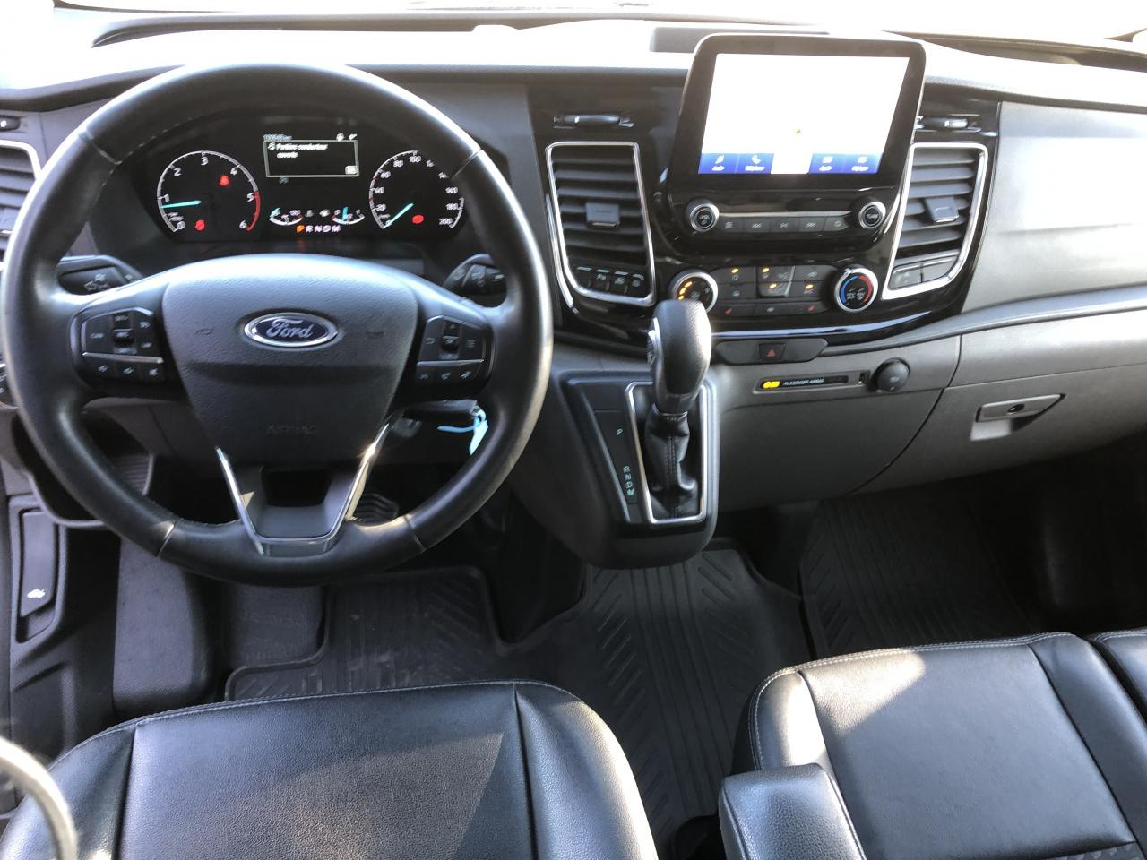 FORD Transit Custom 2.0 TDCi - 170 - BVA S&S TRANSIT CUSTOM FOURGON Fourgon 290 L1H1 Sport PHASE 2 - Kassebil: bilde 3 FORD Transit Custom 2.0 TDCi - 170 - BVA S&S TRANSIT CUSTOM FOURGON Fourgon 290 L1H1 Sport PHASE 2 - Kassebil: bilde 3