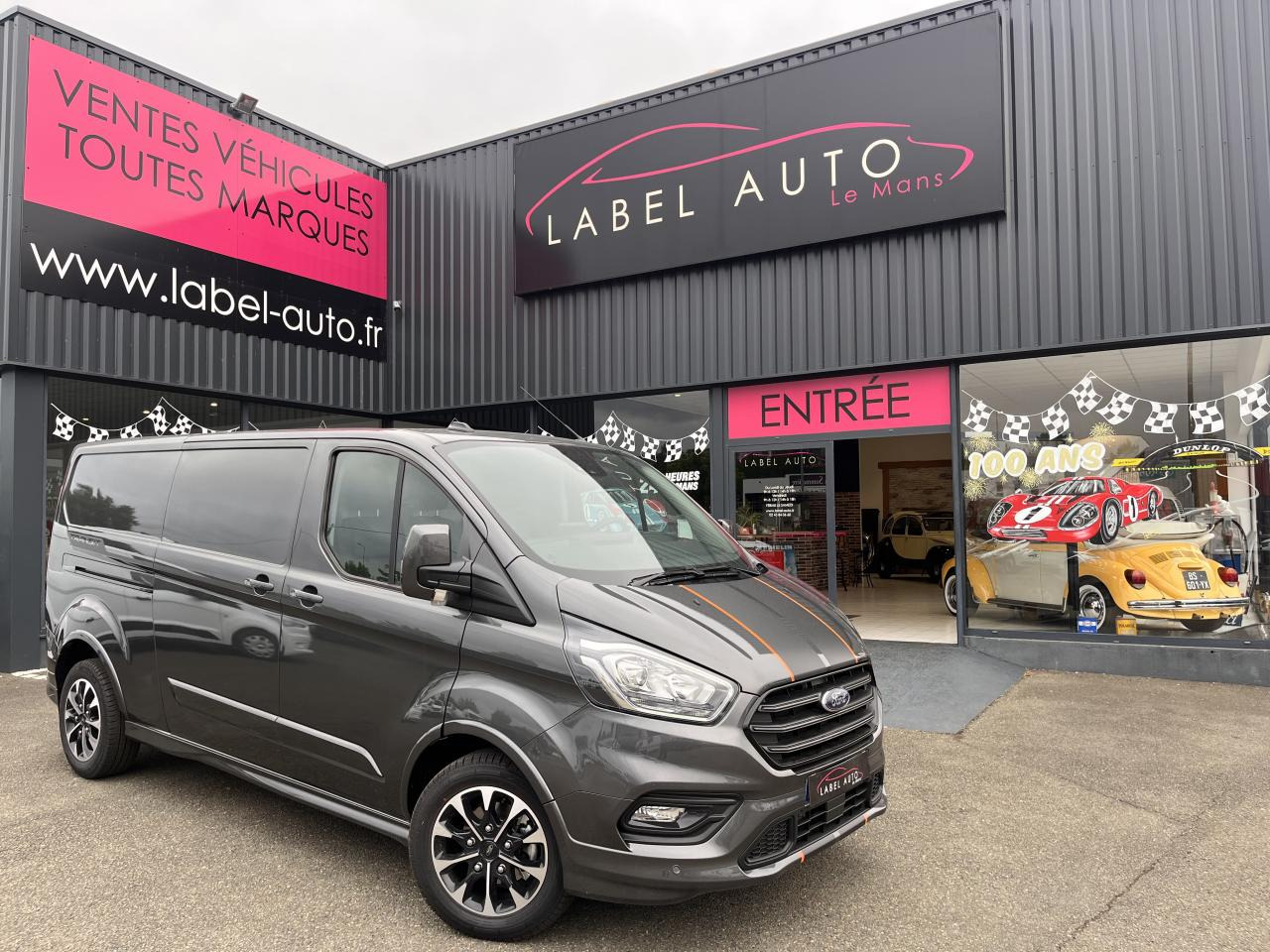 FORD Transit Custom 2.0 TDCi - 170 ch BVA S&S Fourgon 290 L1H1 Sport - Kassebil: bilde 1 FORD Transit Custom 2.0 TDCi - 170 ch BVA S&S Fourgon 290 L1H1 Sport - Kassebil: bilde 1