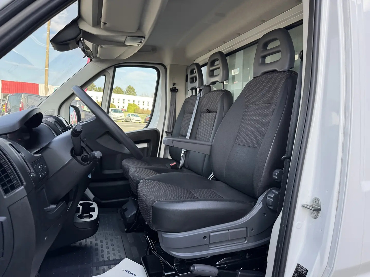 Fiat Ducato CCB 3.5 MAXI HD M 2.3 MULTIJET 130CH BUSINESS - Varebil med skap: bilde 5 Fiat Ducato CCB 3.5 MAXI HD M 2.3 MULTIJET 130CH BUSINESS - Varebil med skap: bilde 5
