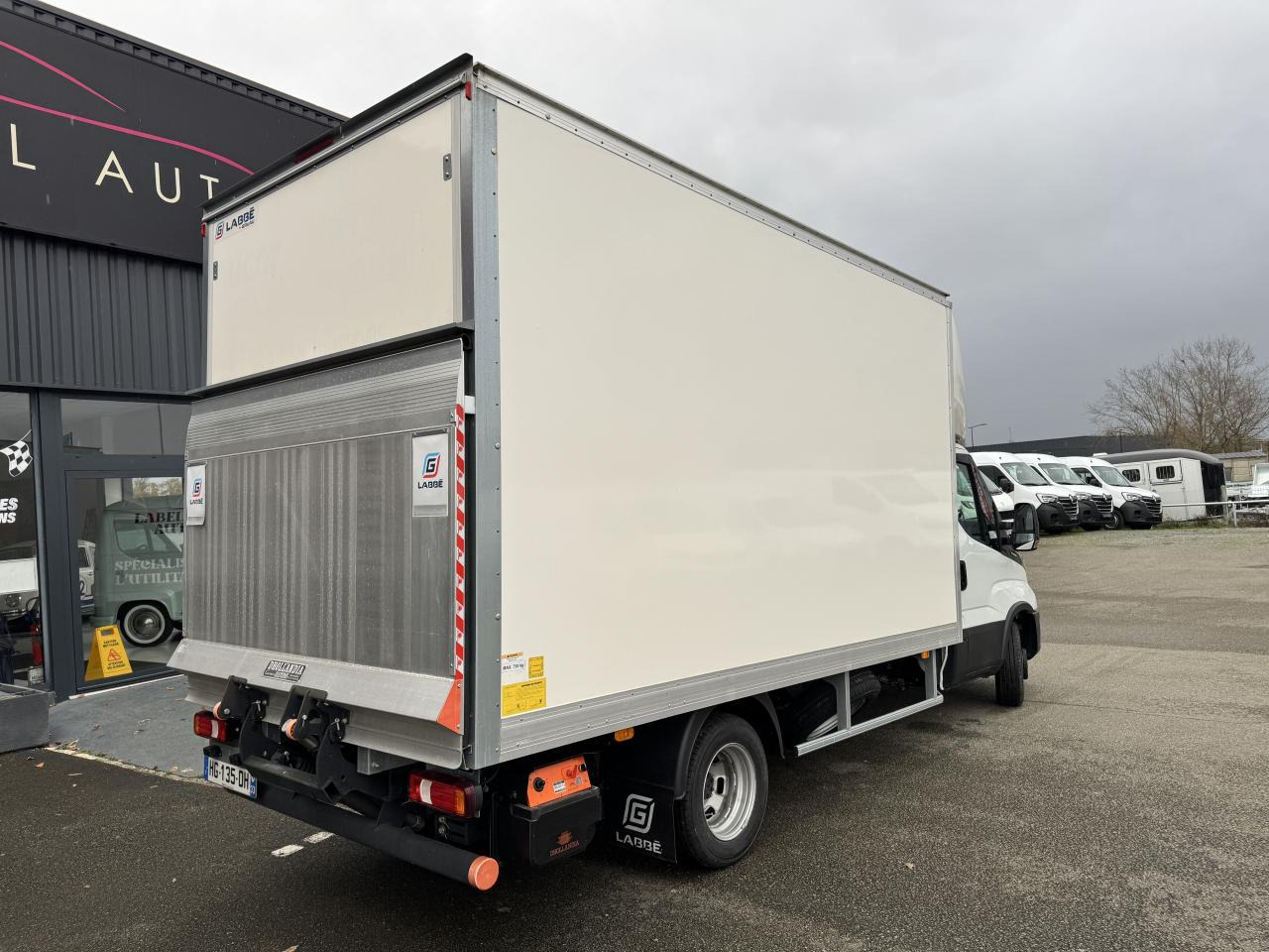 IVECO Daily 35 C 16H 3L0 BV Hi-Matic CAISSE 20M3 + HAYON - Varebil med skap: bilde 5 IVECO Daily 35 C 16H 3L0 BV Hi-Matic CAISSE 20M3 + HAYON - Varebil med skap: bilde 5